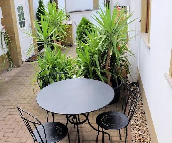 Louisenblick Apartment *